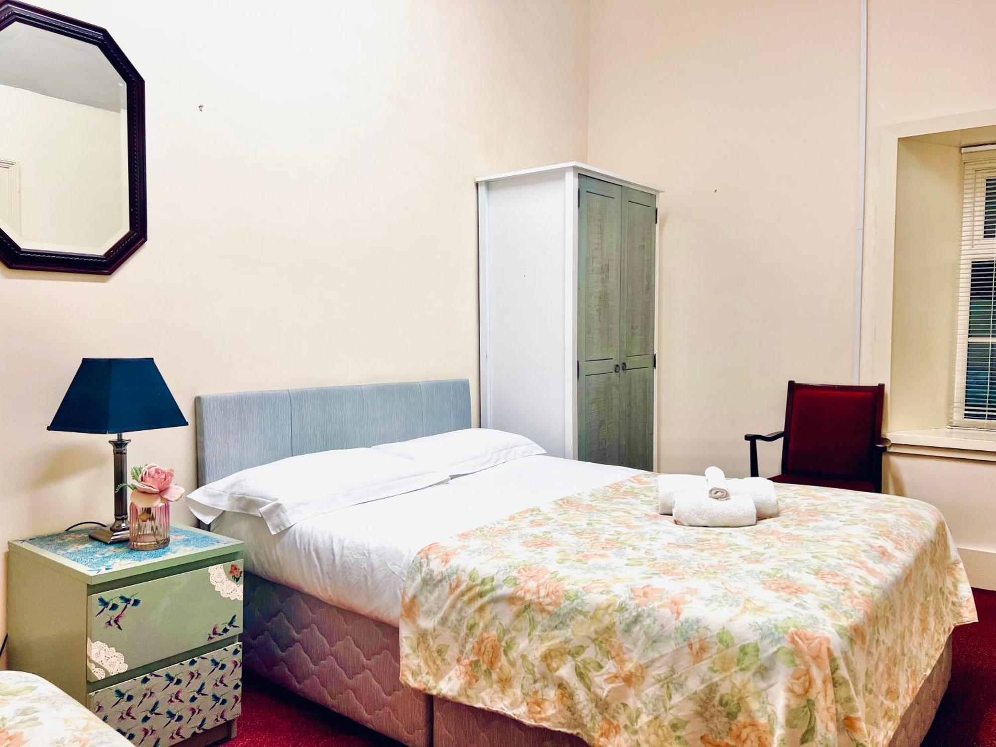 The Coach House Inn Moycullen Extérieur photo