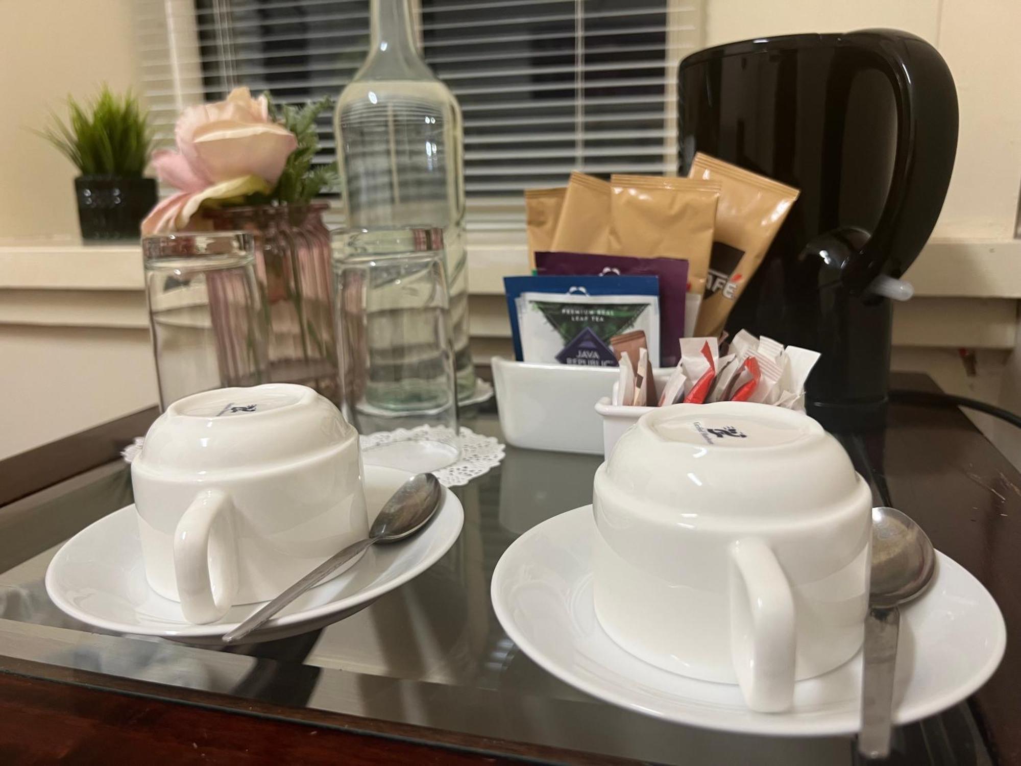 The Coach House Inn Moycullen Extérieur photo